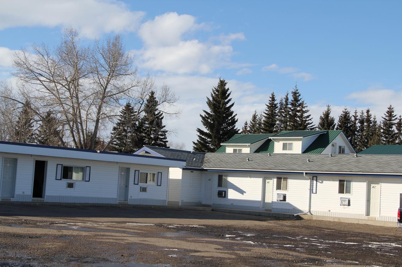 Bluebird Motel Innisfail Eksteriør bilde