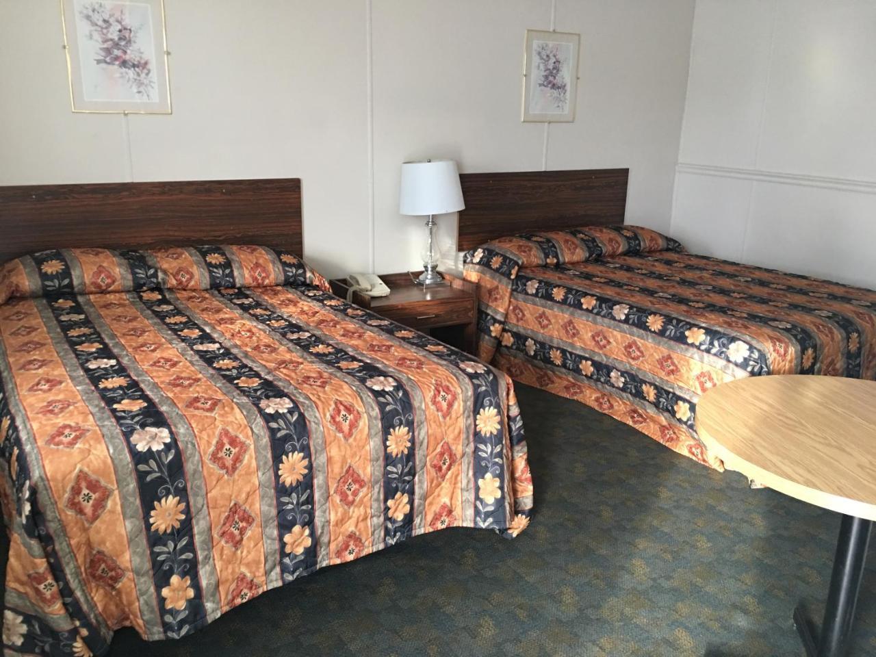 Bluebird Motel Innisfail Eksteriør bilde