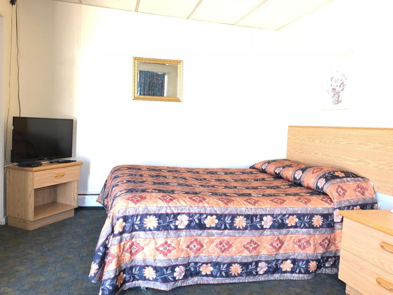 Bluebird Motel Innisfail Eksteriør bilde